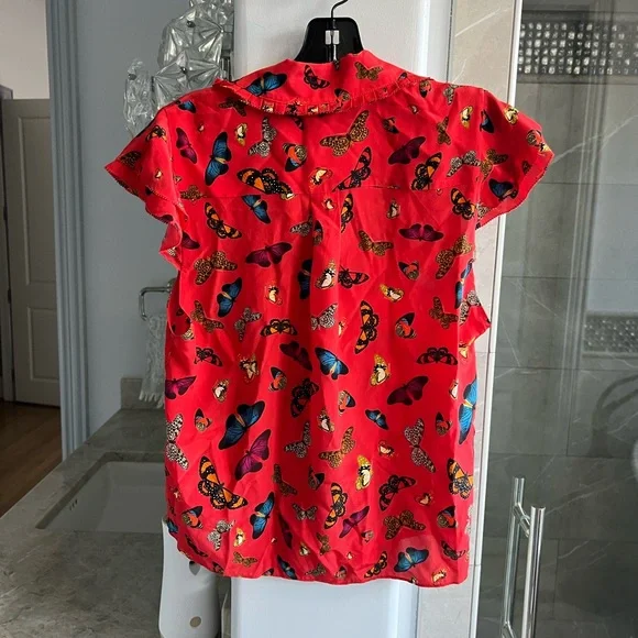 Alice + Olivia Martel Flutter Sleeve Blouse Poppy - Picture 7 of 13